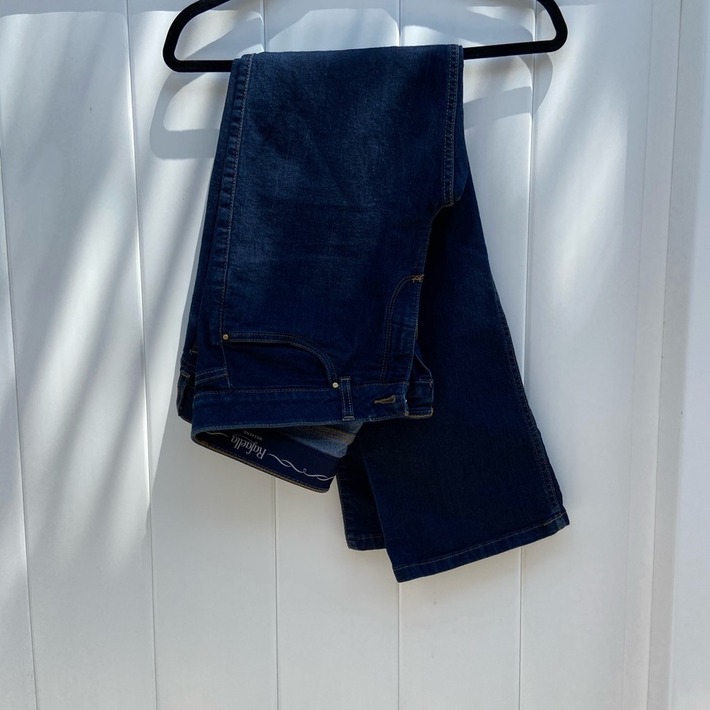 Dark blue Rafaella jeans